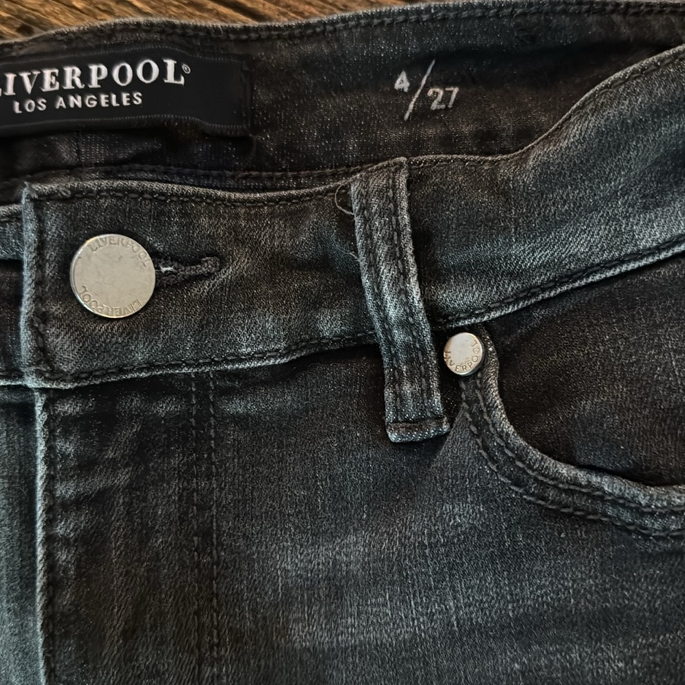 Liverpool the Crop Flare Jeans - Picture 5 of 11